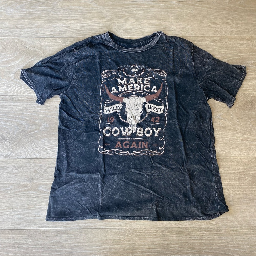 Wild West Cowboy Graphic Tee - Large